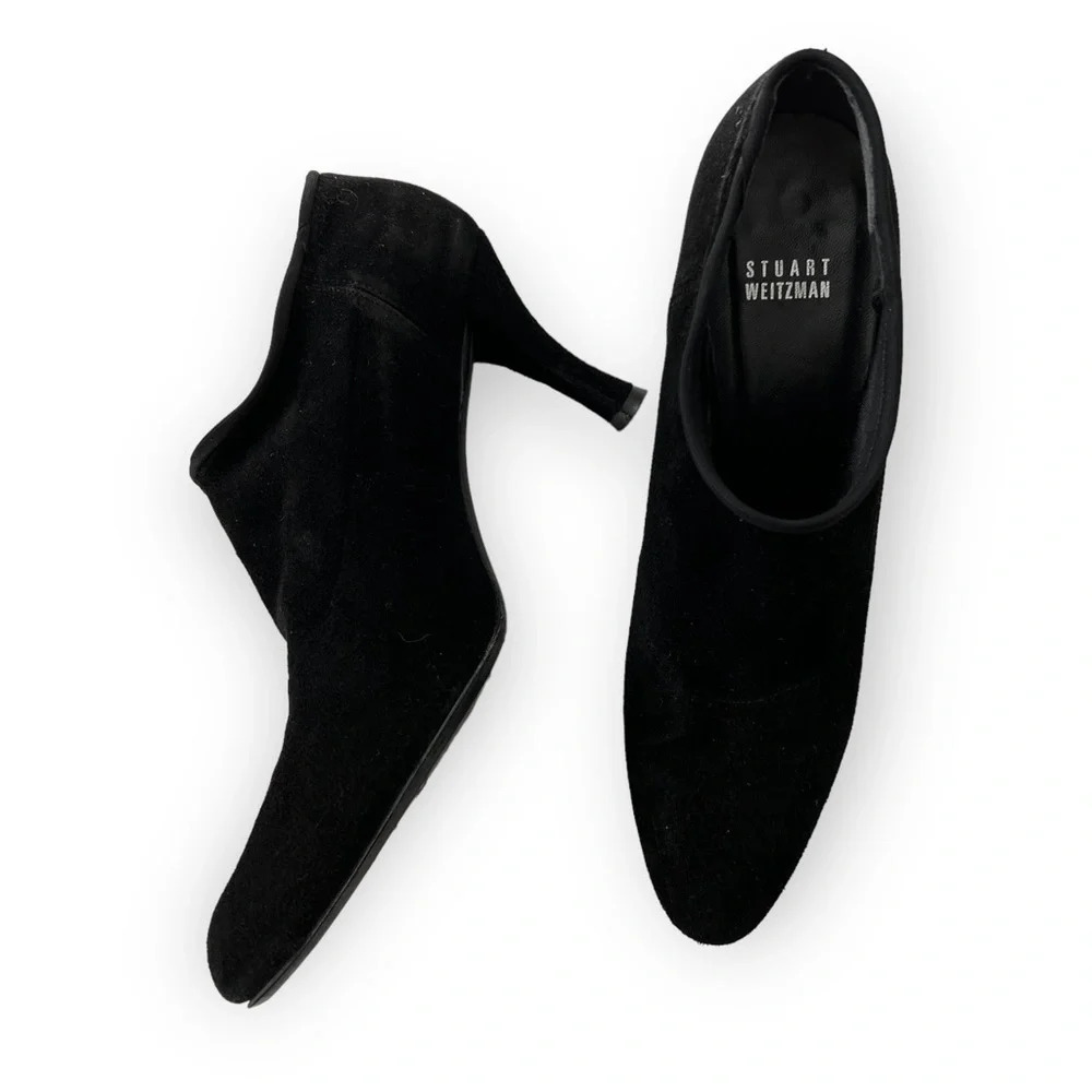 Stuart Weitzman Size 9 Sueded Black Slip on Heeled Bootie